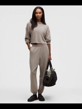 Lululemon joggers